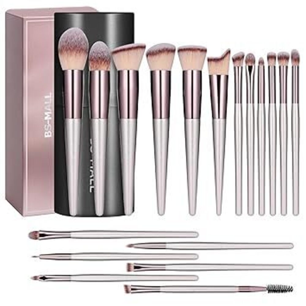 Makeup Brush Set 18 Pcs Premium Synthetic Foundation Powder Concealers Eye